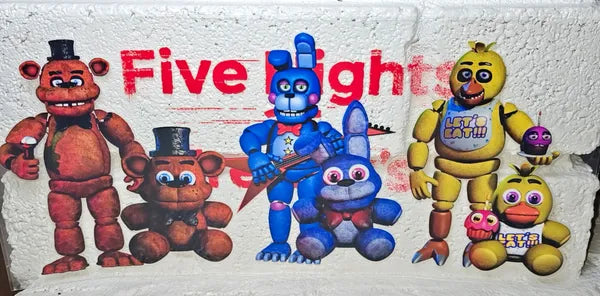 FIVE NIGHTS AT FREDDYS
