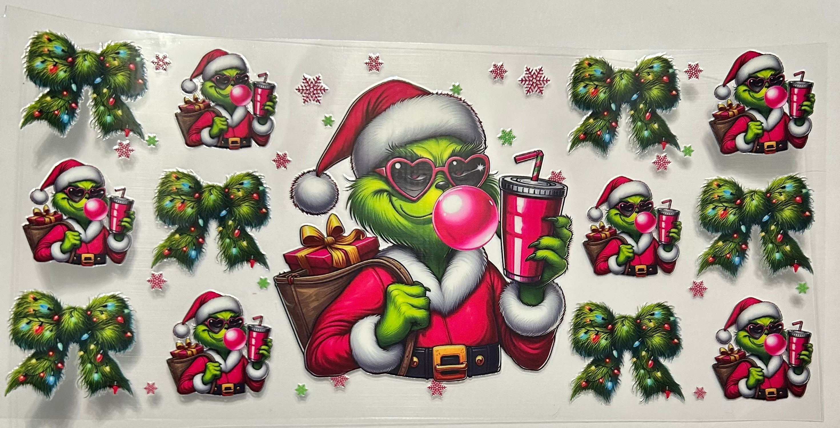 GRINCH WITH RED CUP