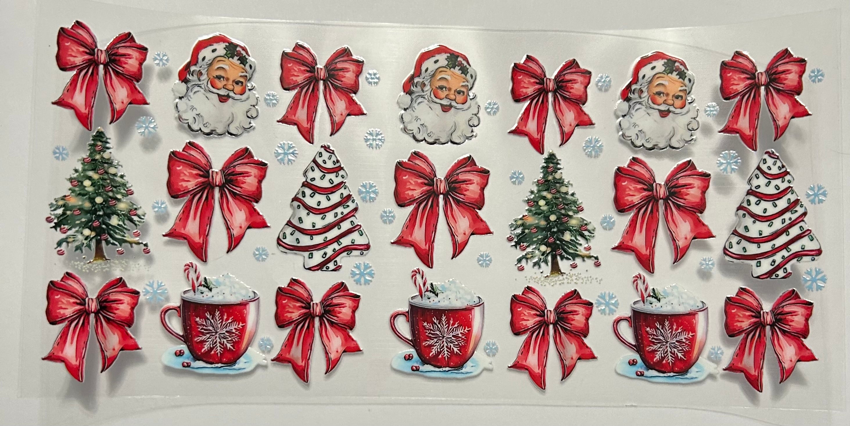 SANTA AND CHRISTMAS TREE CAKES