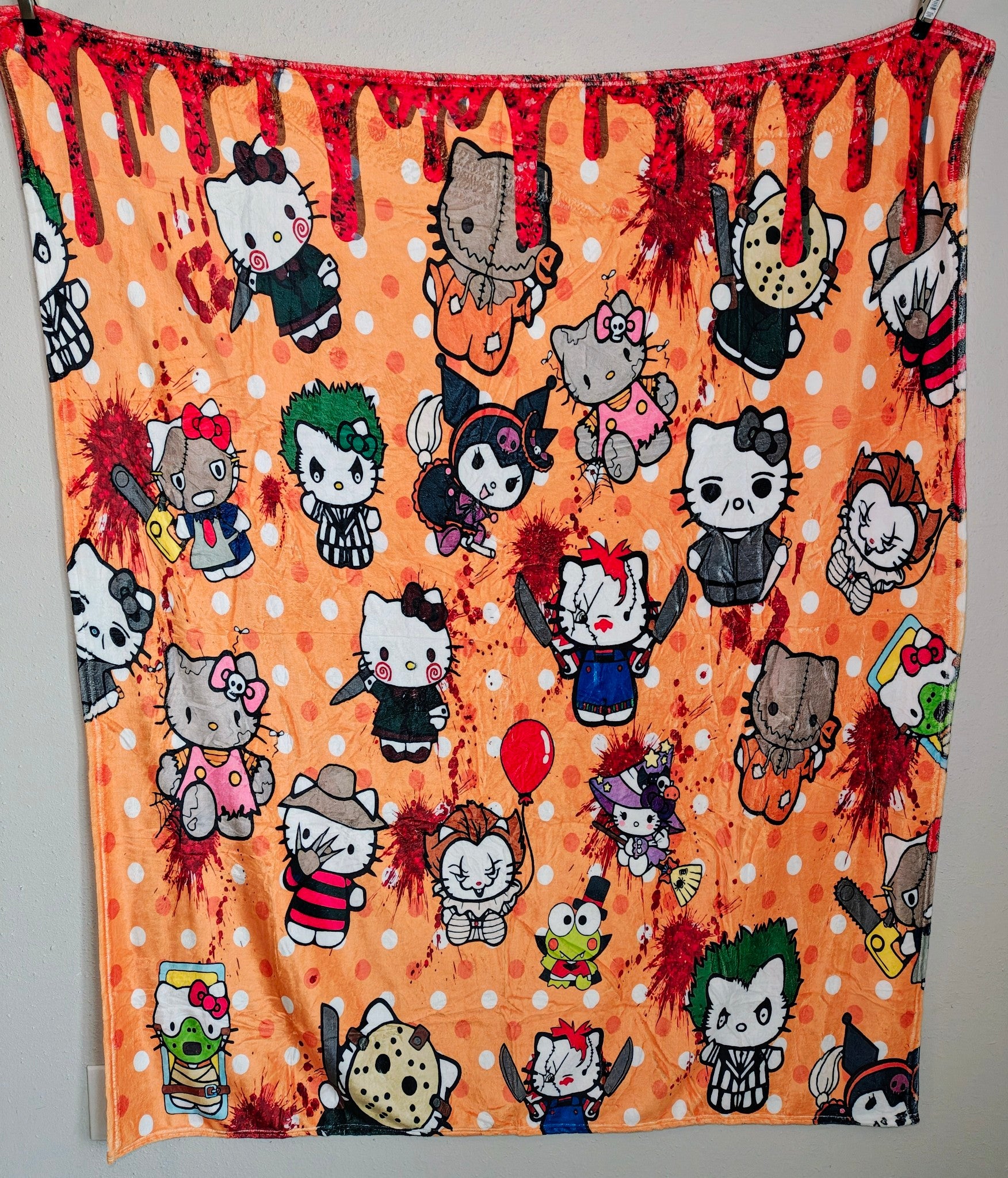 KILLER HELLO KITTY FLANNEL BLANKET